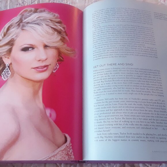 2011 Taylor Swift Hardcover Book - Picture 11 of 16